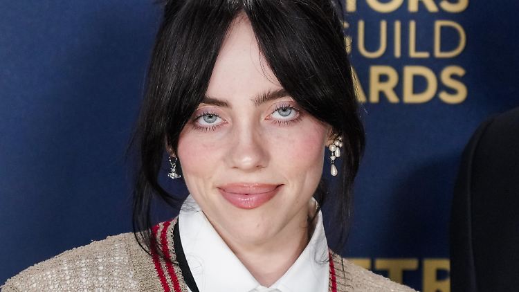 Versteht nicht viel von Superhelden und hatte es dennoch offenbar auf einen "abgesehen": Billie Eilish.