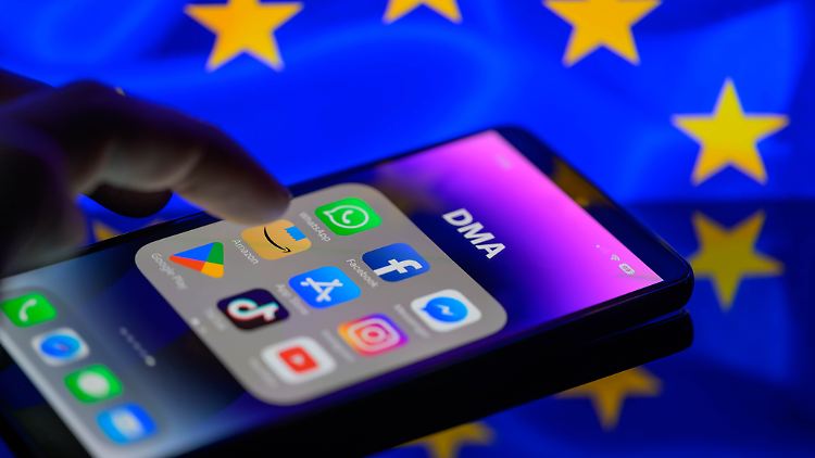 Der Digital Market Act zwingt Internet-Plattformen, die bisher nahezu Monopolstellungen genossen haben, erhebliche Änderungen vorzunehmen. Die EU will damit verhindern, dass "Gatekeeper"-Unternehmen ihre Marktmacht ausnutzen. 