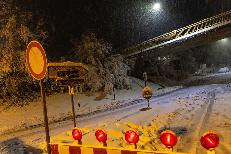 a17e40e28ddb9210e5bae7a4bc70ef2e