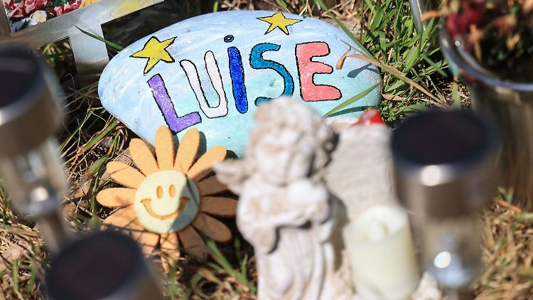 Die Eltern der getöteten Luise verlangen Zehntausende Euro Schmerzensgeld von den mutmaßlichen Täterinnen.