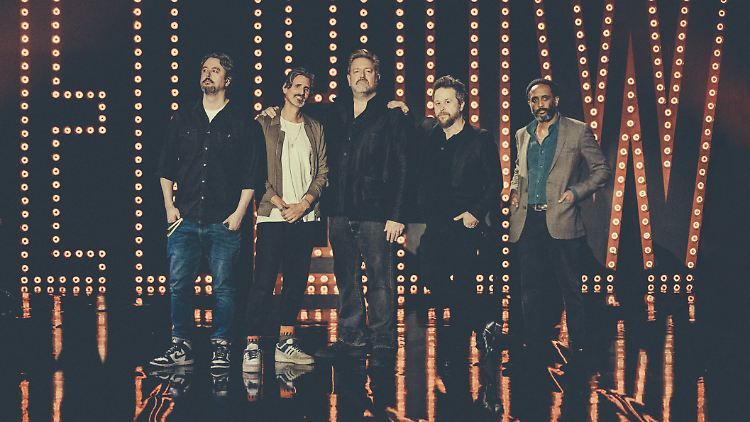 Seit 1990 Freunde und Kollegen: Die Band Elbow mit ihrem Frontmann Guy Garvey (Mitte).