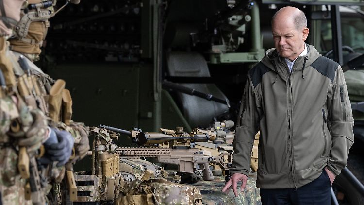 Die Abhöraffäre "macht Scholz nicht beliebter bei der Bevölkerung", sagt Experte Friedman.