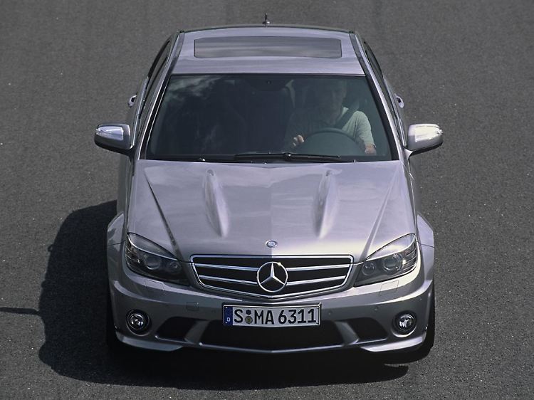 mercedesc63amg2801.jpg