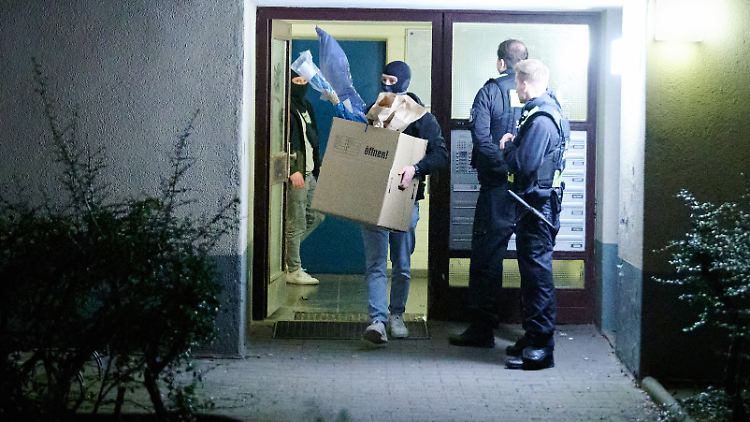 Die 65-jährige Klette war am 26. Februar in der Wohnung in Kreuzberg festgenommen worden. 
