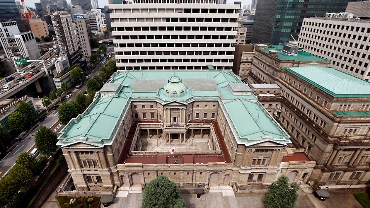 Die Bank of Japan stimmt auf einen grundlegenden Kurswechsel ein.