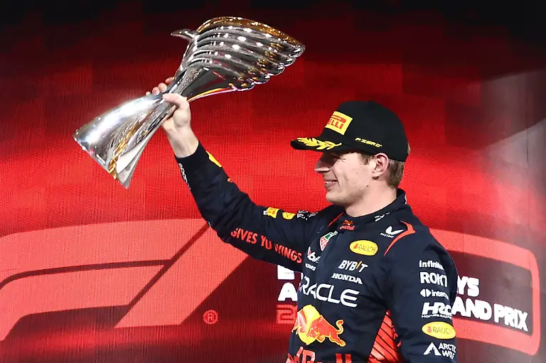 Liess-der-Konkurrenz-in-der-vergangenen-Formel-1-Saison-keine-Chance-Max-Verstappen