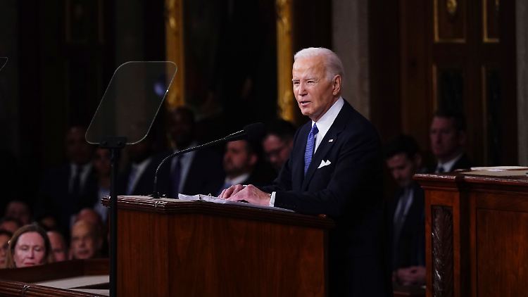 US-Präsident Biden fordert bei seiner Ansprache den US-Kongress auf, die Blockade der Ukraine-Hilfen aufzuheben.