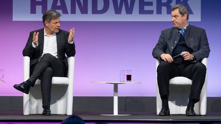 Für Söder war die Podiumsdiskussion auf der Handwerksmesse mit Habeck kein angenehmer Termin.