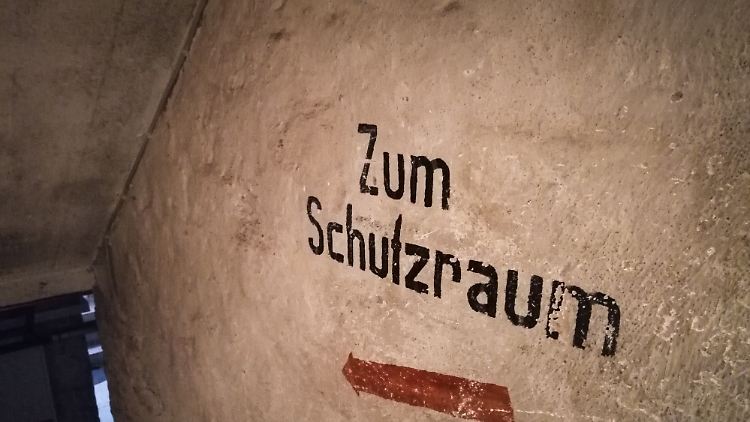 Hunderte Schutzbunker in Deutschland müssten reaktiviert werden.