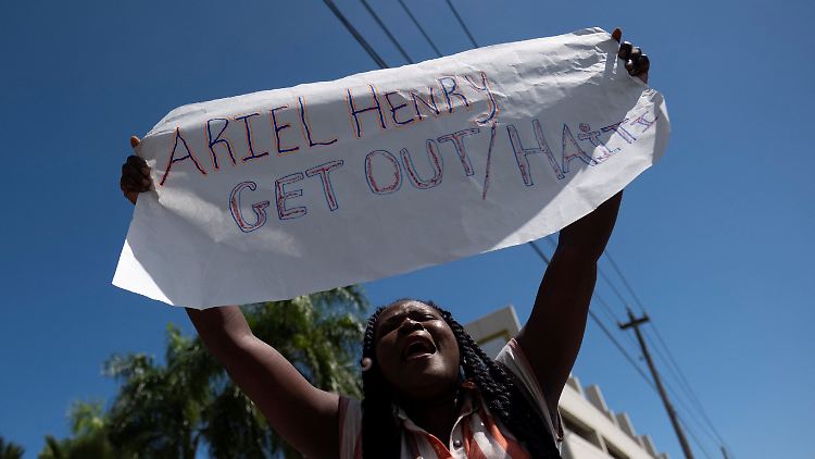 Auch in Puerto Rico protestieren Haitianer gegen den dort gestrandeten Interims-Premierminister Henry. 