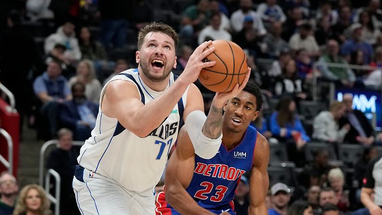 Niemand, auch nicht Detroits Jaden Ivey, kann Luka Dončić momentan stoppen.