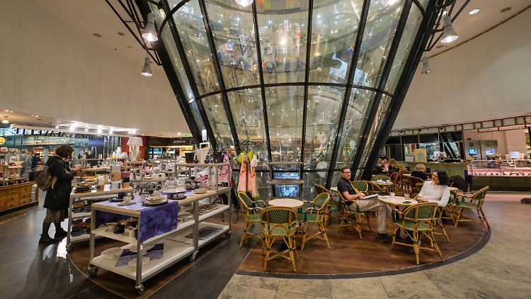 Das Kaufhaus Galeries Lafayette in Berlin ist bald Geschichte. 