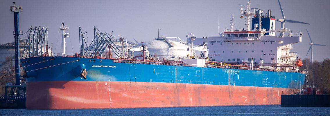 451036795.jpg