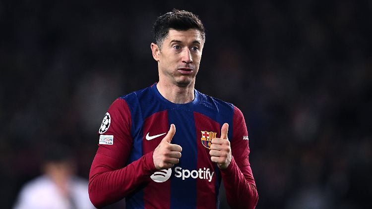 Robert Lewandowski machte für den FC Barcelona spät den Deckel drauf.