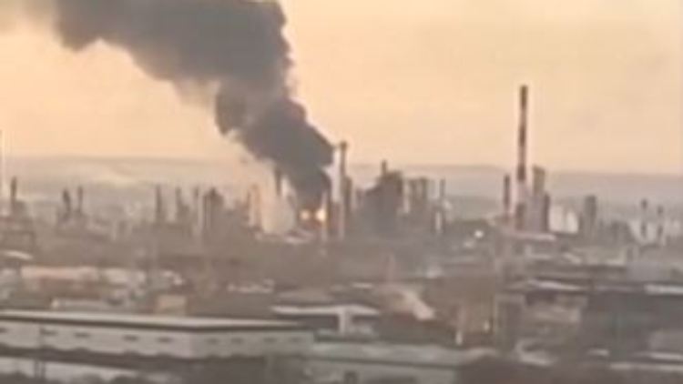 Ölraffinerie_Russland_Feuer.JPG