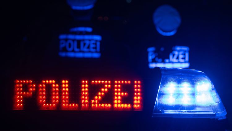 Der Flüchtende fuhr auch über rote Ampeln und teilweise in den Gegenverkehr.