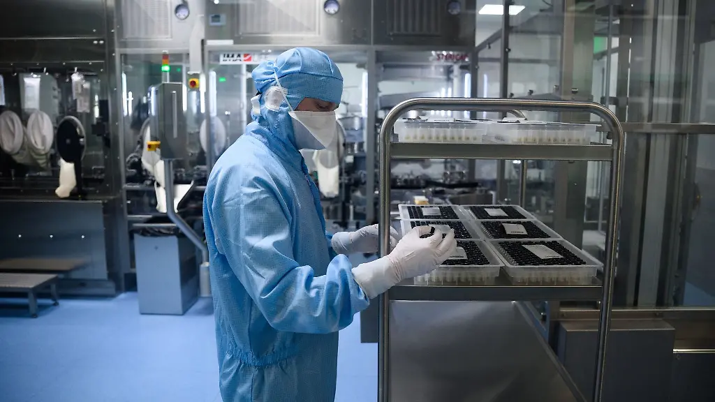 Neue-Arzneimittel-Produktionsanlage-der-Bayer-AG