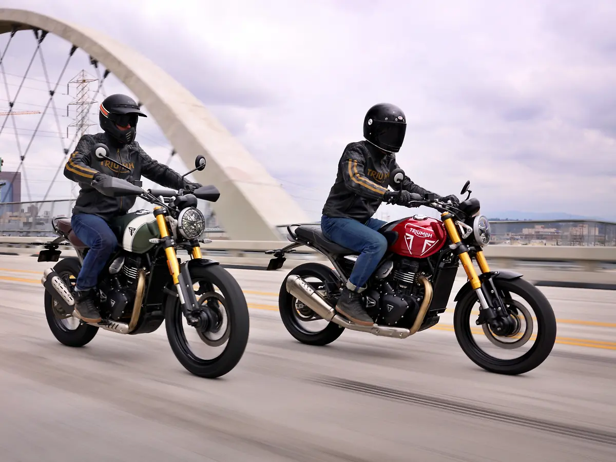 TRIUMPH-Speed-400-rot-and-Scrambler-400-X