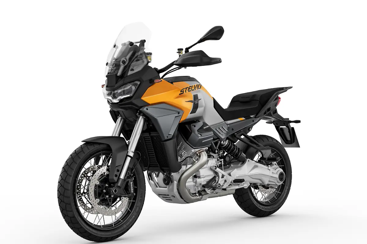 Moto-Guzzi-Stelvio-4