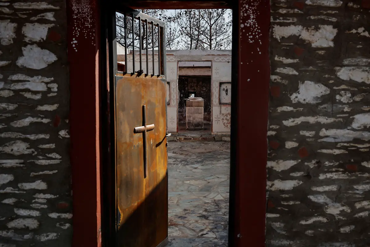 2023-11-21T070643Z-1596785076-RC28M3AATXOY-RTRMADP-3-CLIMATE-UN-GREECE-WEATHER