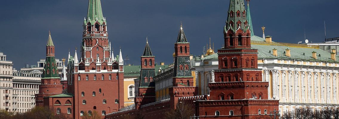 2024-03-01T103730Z_864808919_RC2XC6ALP7X4_RTRMADP_3_RUSSIA-NAVALNY-KREMLIN.JPG