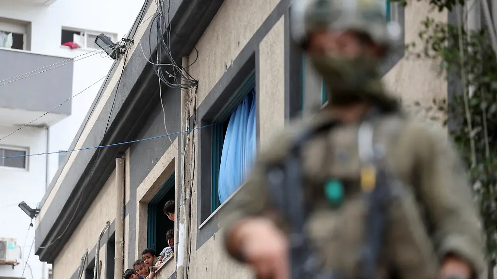 9fd6aa6447b642eaed6c6ddd86c452da