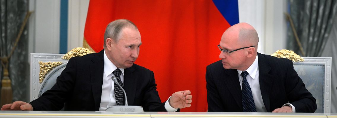 2020-02-26T142857Z_804138777_RC2E8F9OJVEB_RTRMADP_3_RUSSIA-POLITICS.JPG