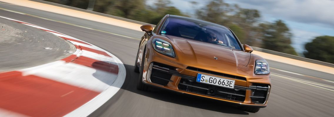 Porsche_Panamera_TEH_VO.jpg