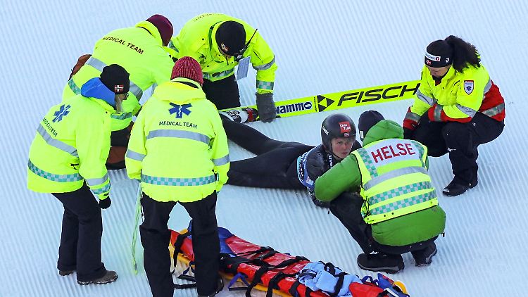 Silje Opseth stürzte in Vikersund erst, danach flog sie zum Weltrekord.