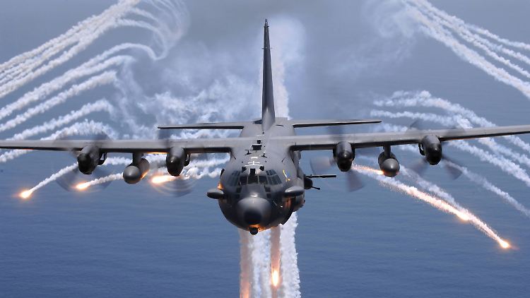 Werden zur Unterstützung auf dem Schlachtfeld eingesetzt: die Flugzeuge vom Typ AC-130. Doch eine Laserwaffe gibt es vorerst nicht.  