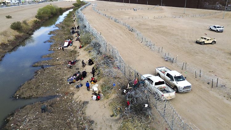 Bewachter Grenzzaun zwischen Texas und Mexiko. 