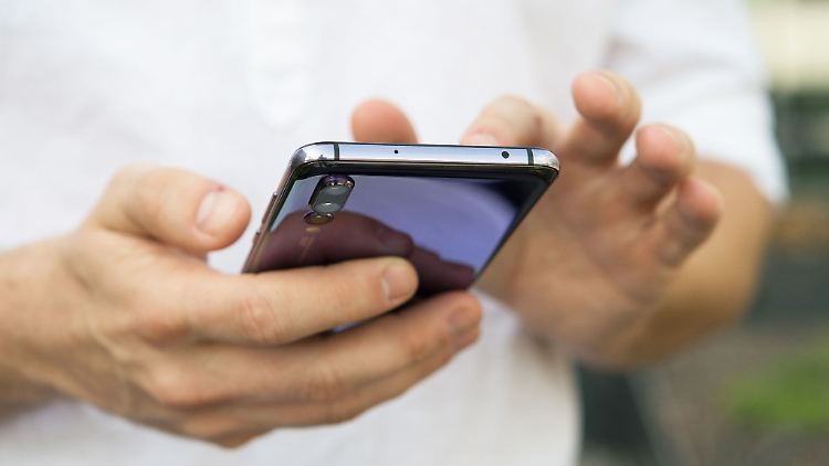 Die Auswahl an Sprach-Apps ist groß. Bevor man mit dem Lernen loslegt, sollte man überlegen, welches Modell - von werbefinanziert bis kostenpflichtig - das Richtige für einen ist.