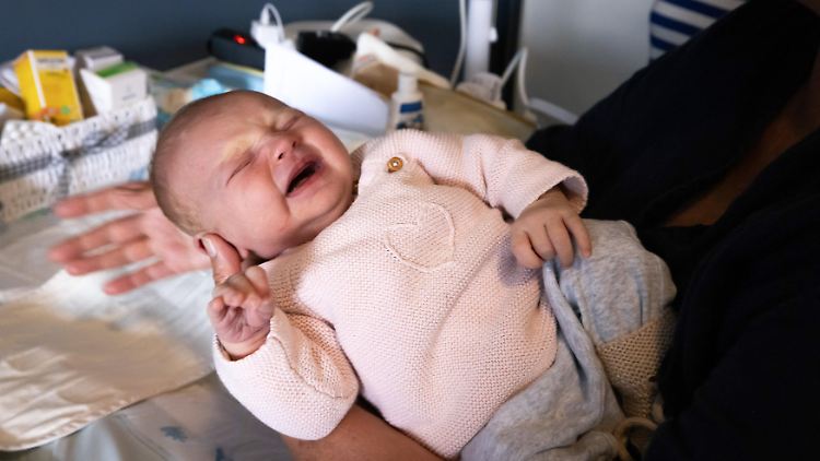 Die besondere Melodie ihrer Muttersprache erlernen Babys bereits vor der Geburt, sagt Forscherin Wermke.