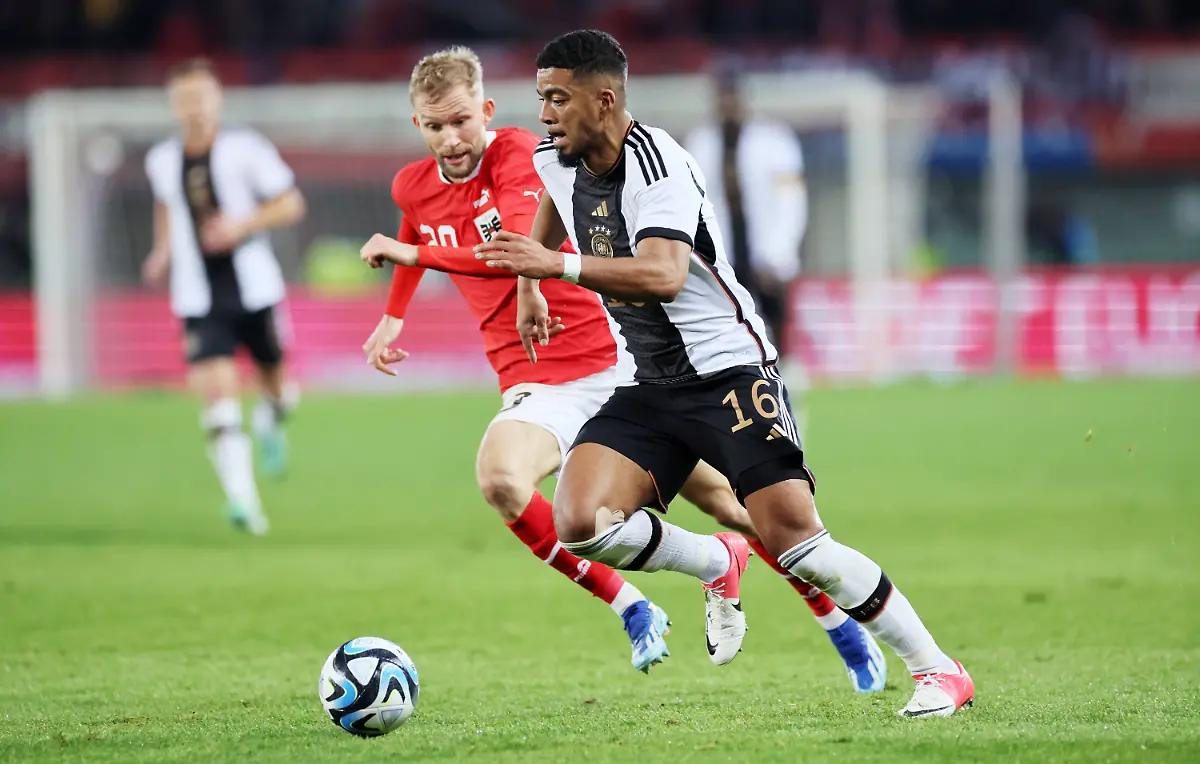 70033ef2b33613a12b7b9a832aa2ef96