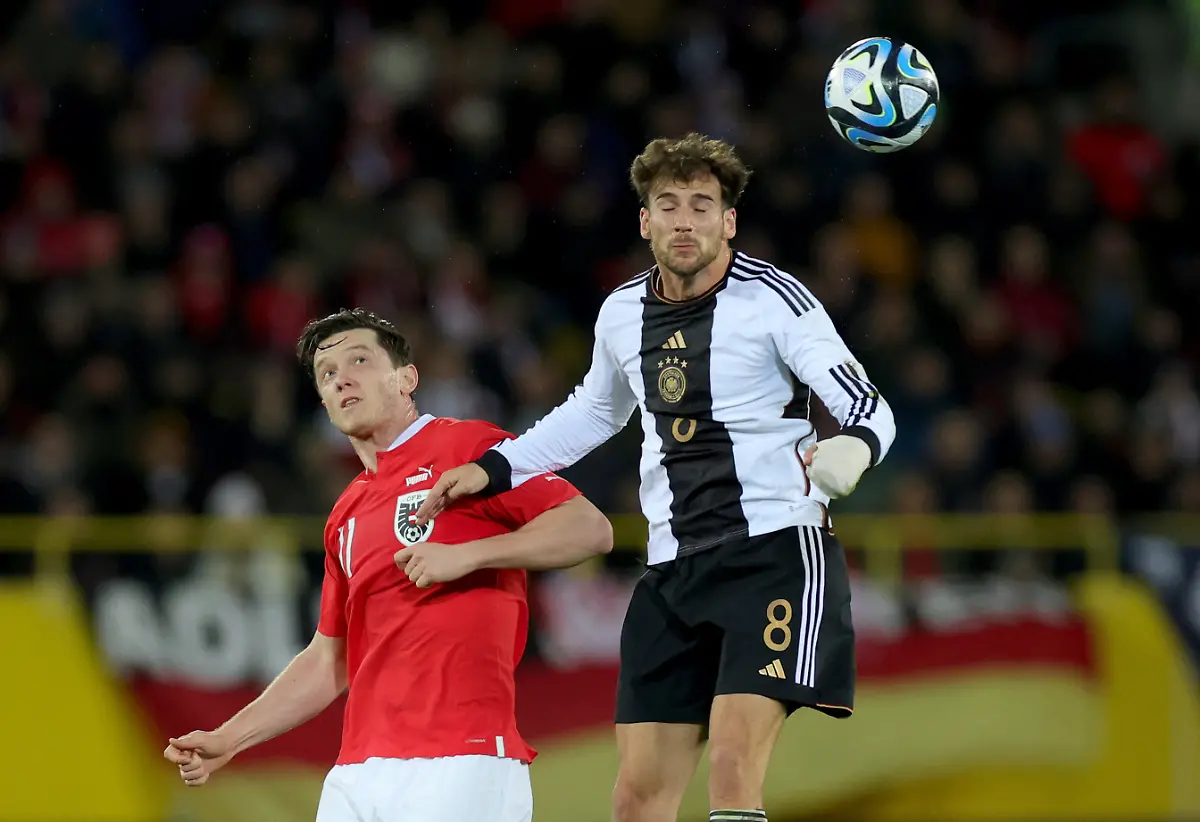 6611998a62e3a48d585b457e7296cafb