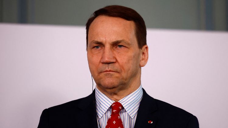 War bereits von 2007 bis 2017 Außenminister Polens: Radoslaw Sikorski.