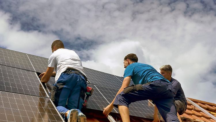 Die EU plant, die Solarbranche weiter zu subventionieren. Lindner lehnt das ab, weil es weltweit billigere Produktionsstätten gebe.