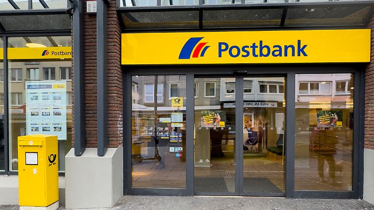 Am Freitag und Samstag dürften die meisten Filialen der Postbank geschlossen bleiben.