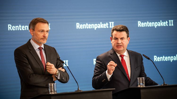 Arbeitsminister Hubertus Heil und Finanzminister Christian Lindner vor zwei Wochen bei der Vorstellung ihrer Rentenpläne.