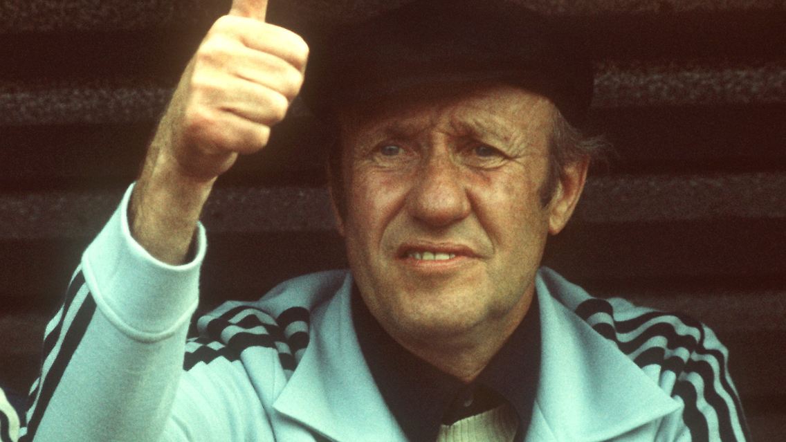 … die Helmuth Schön beim WM-Titel 1974 trägt.