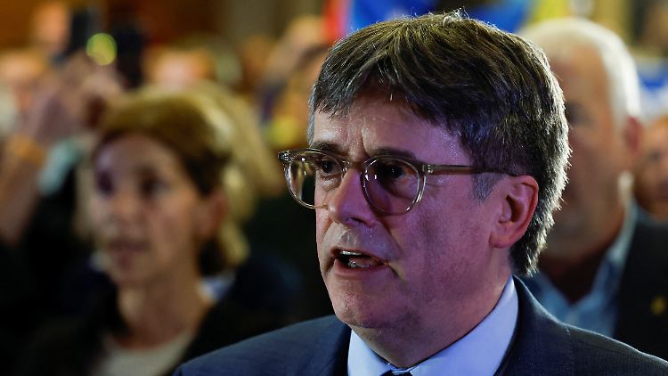 Nach dem illegalen Referendum zur Abspaltung Kataloniens von Spanien 2017 entzog sich Puigdemont der Strafverfolgung durch eine Flucht ins Ausland.
