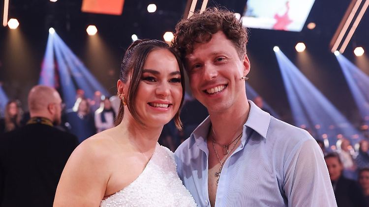 Profitänzerin Renata Lusin und ihr Mann Valentin Lusin sind Eltern geworden und "überglücklich".