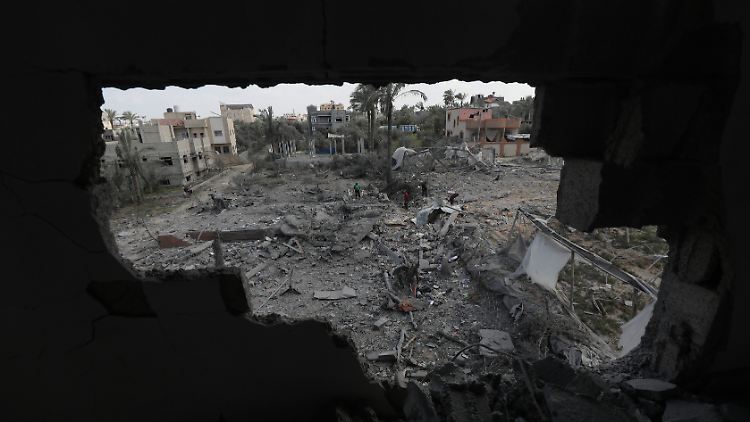 Die US-Forderung nach einer Waffenruhe im Gazastreifen sei halbherzig, behauptete der russische UN-Botschafter Nebensja.  