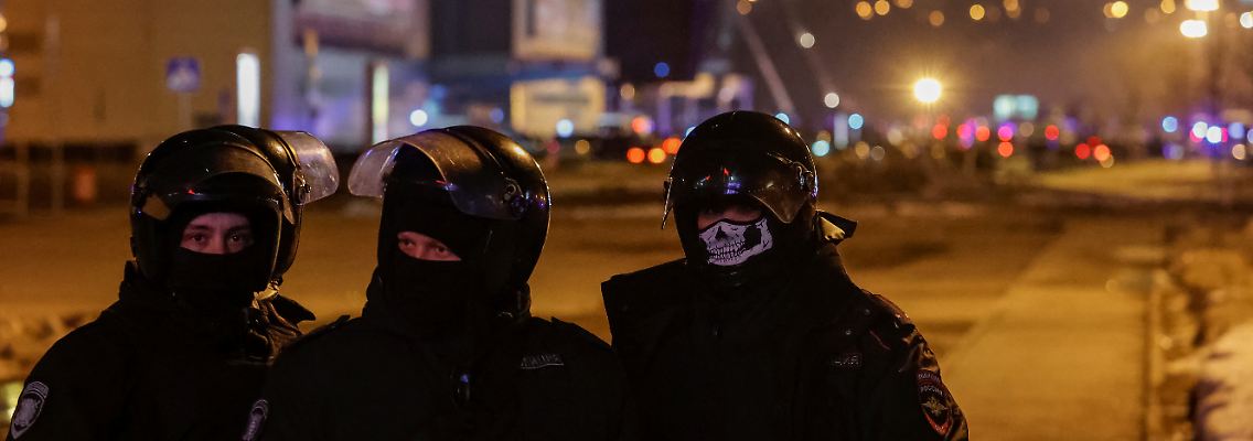 2024-03-22T212545Z_2067051479_RC29R6AK98CE_RTRMADP_3_RUSSIA-SHOOTING.JPG