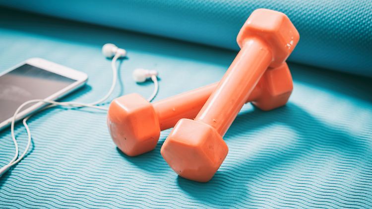 Sportgeräte und zahlreiches Equipment für mehr Bewegung gibt es gerade bei Amazon zu günstigen Preisen in den Oster-Angeboten.