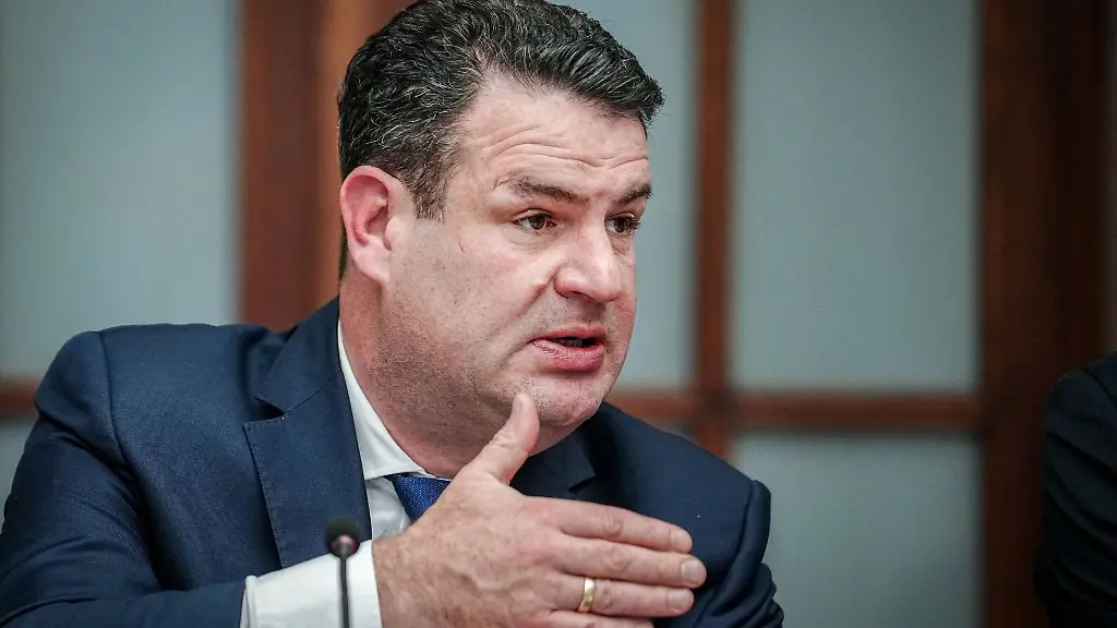Bundesarbeitsminister-Hubertus-Heil-Ich-bin-froh-dass-der-Schulterschluss-gelungen-ist