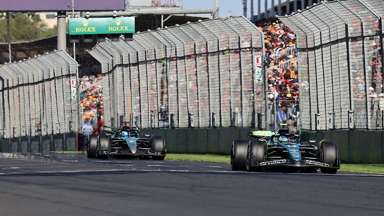 Alonso (vorne) und Russell beim Großen Preis von Australien.