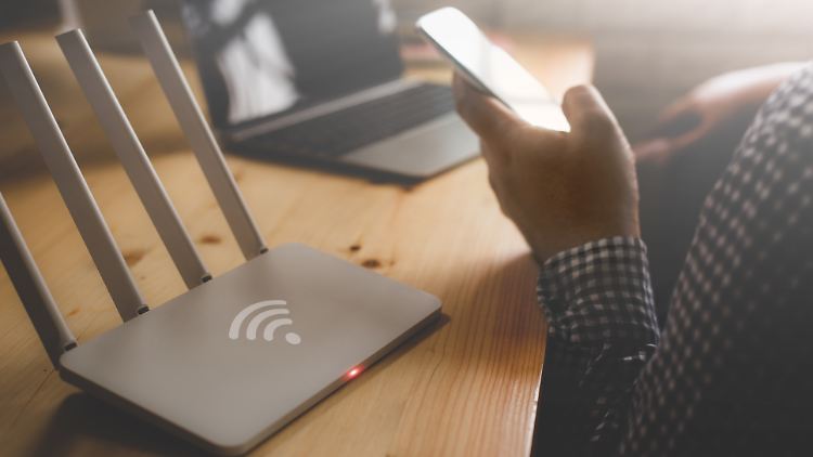 Das WLAN zu Hause bereitet Probleme? Diese drei Tipps können Funklöcher stopfen.