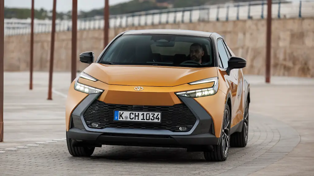 83765-toyotac-hr-207