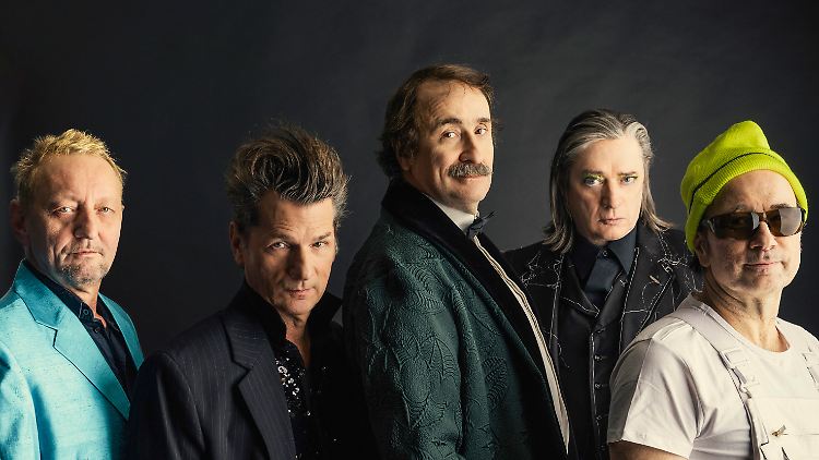 Die Einstürzenden Neubauten.